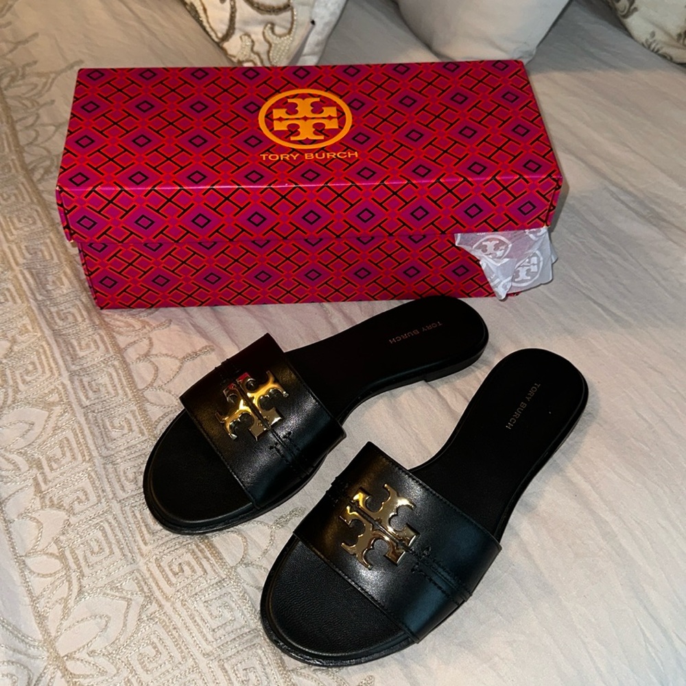 Sandals Tory brunch